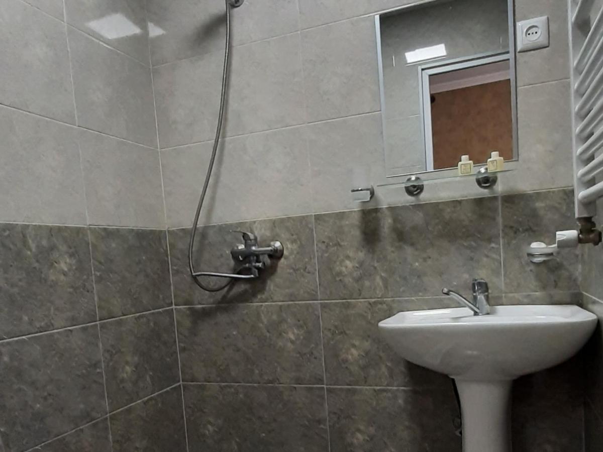 Cozy Hotel Kazbegi Stepantsminda Quarto foto